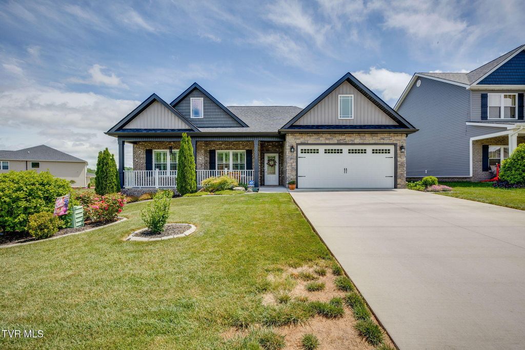 Photo of 3305 Cottage Green Court, Kingsport, TN 37664 (MLS # 9994864)