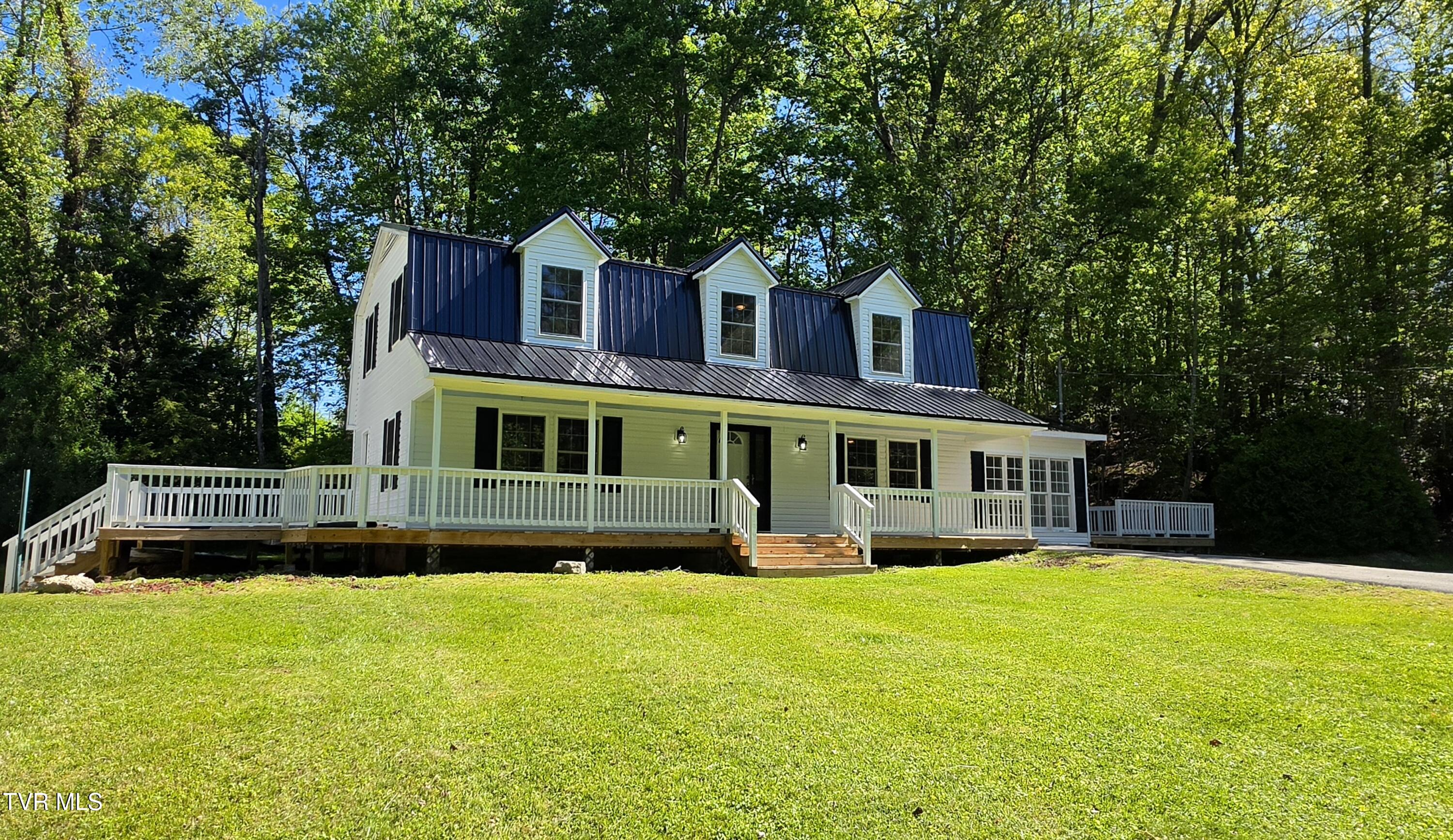 5558 Paramont Road
