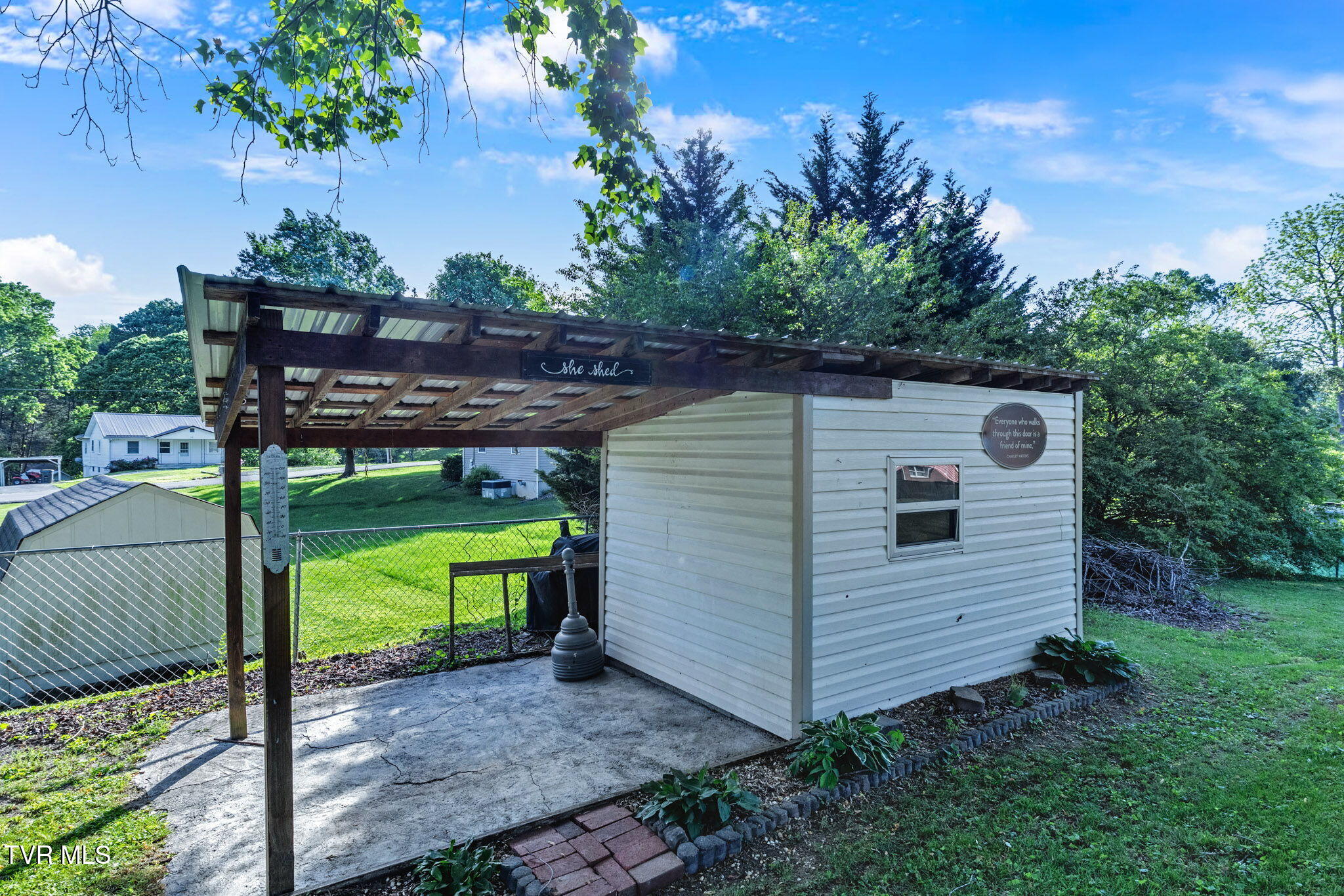 204 Cloverdale Place, Bristol, Tennessee image 17
