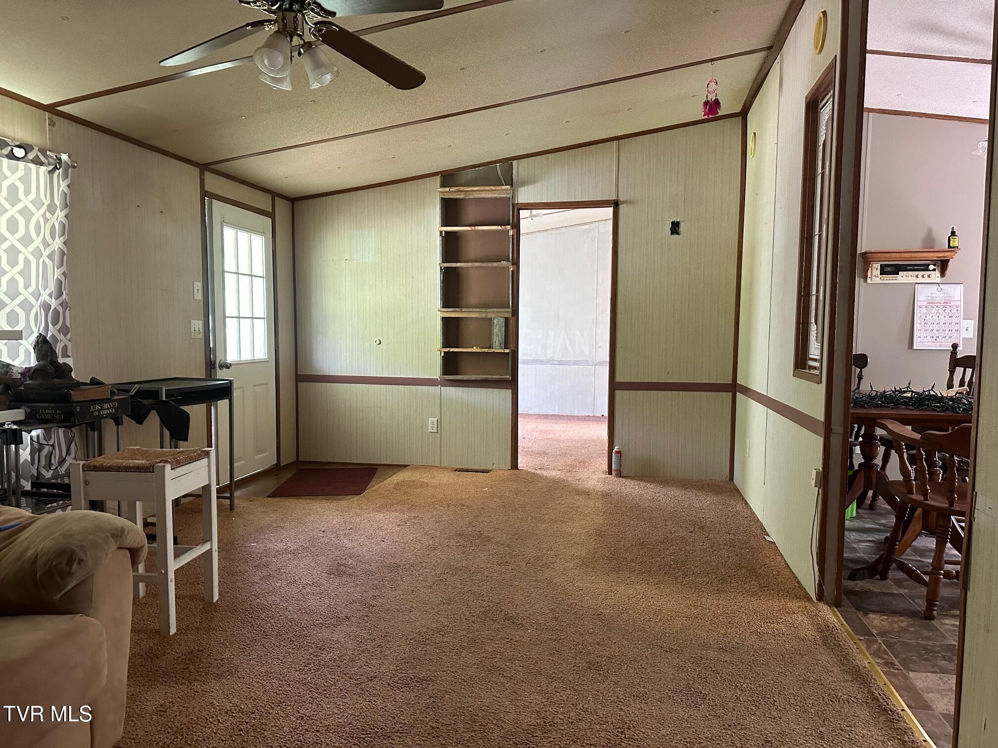 1215 Bear Wallow Road, Castlewood, Virginia image 7
