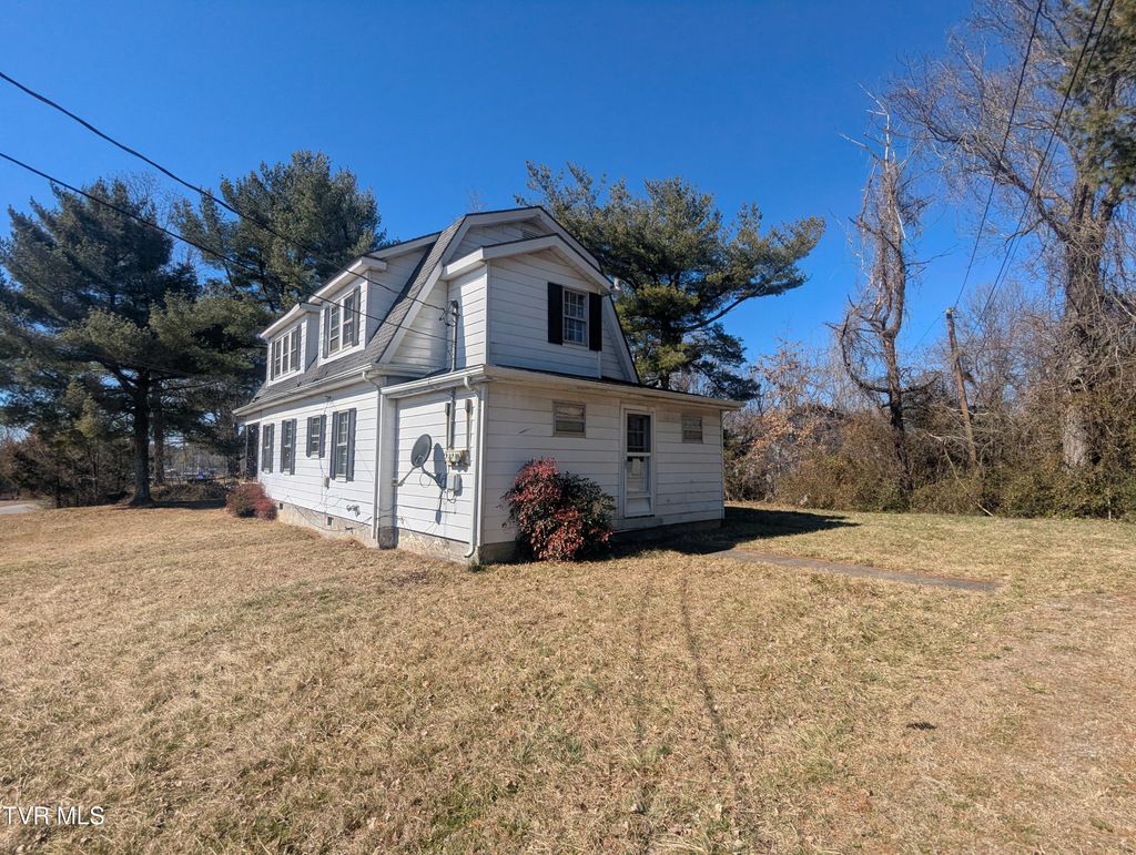 Photo of 1717 Lafayette Street, Greeneville, TN 37745 (MLS # 9991237)