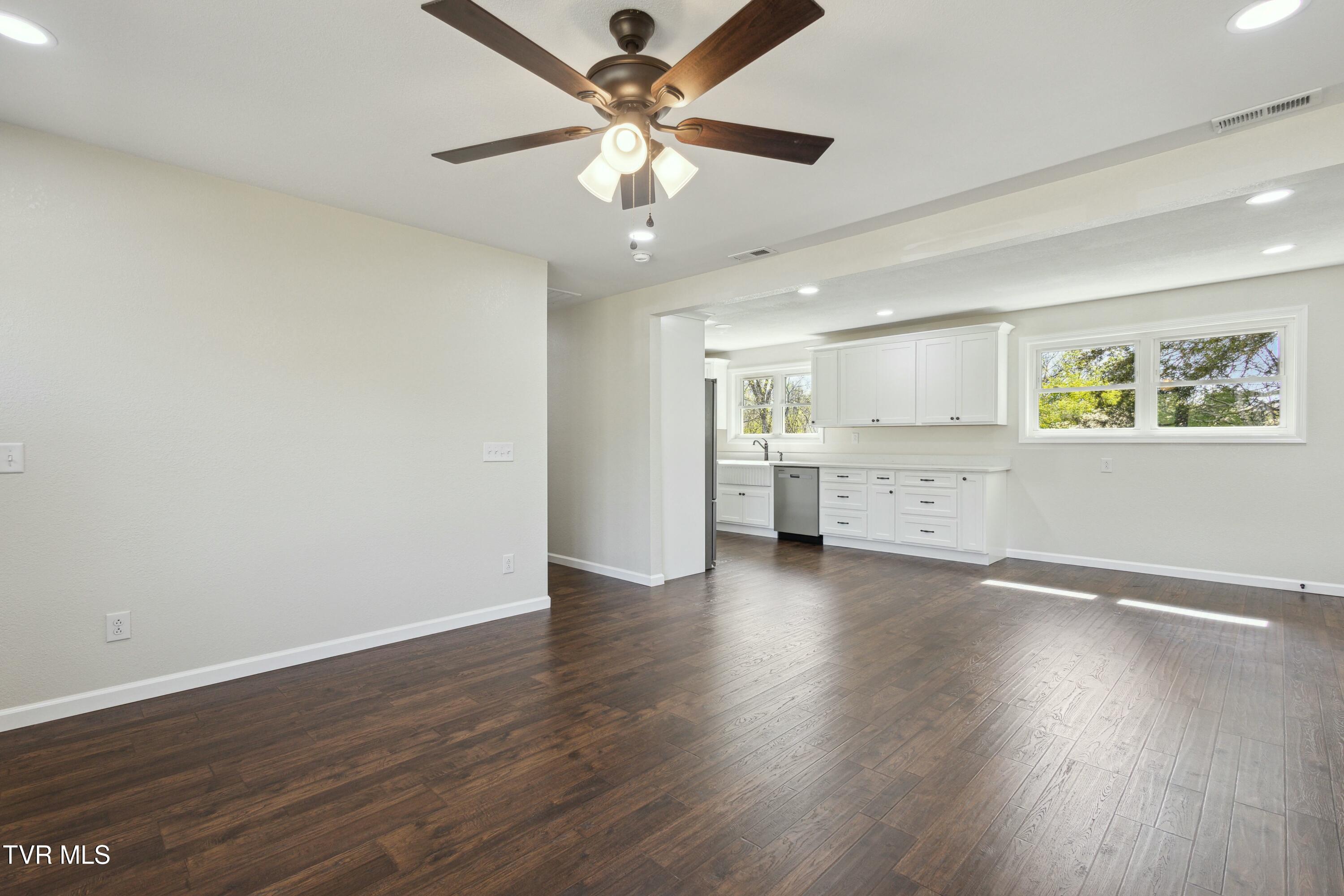 6210 Old Asheville Highway, Greeneville, Tennessee image 14