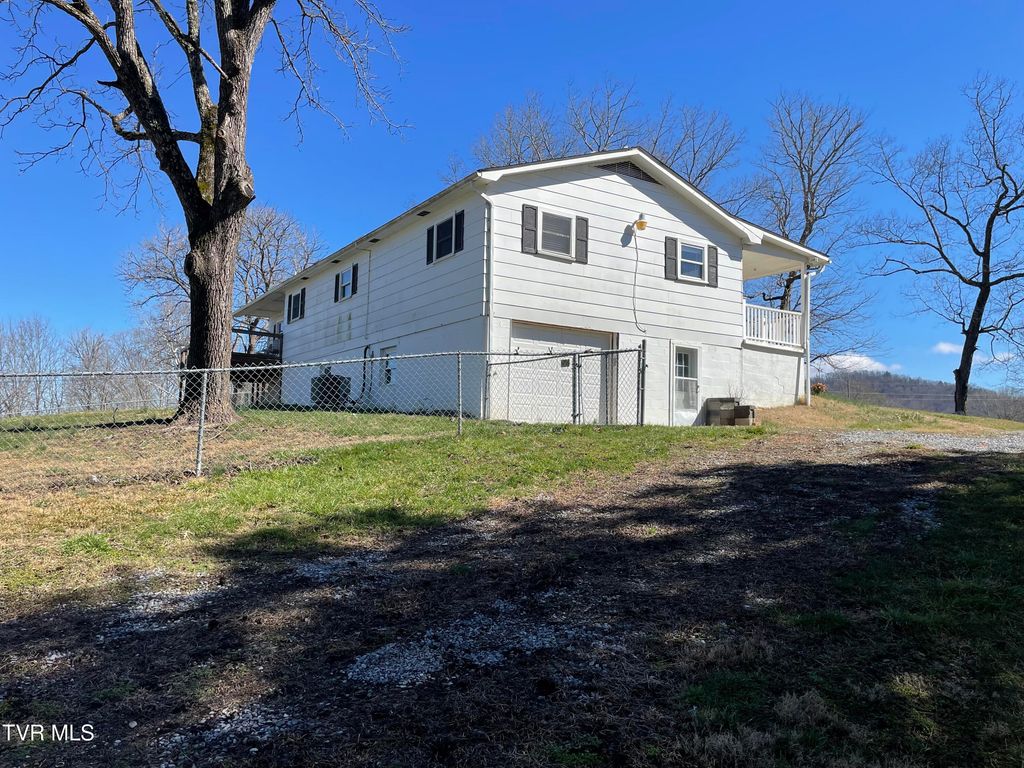 Photo of 229 Grigsby School Road, Rogersville, TN 37857 (MLS # 9991674)
