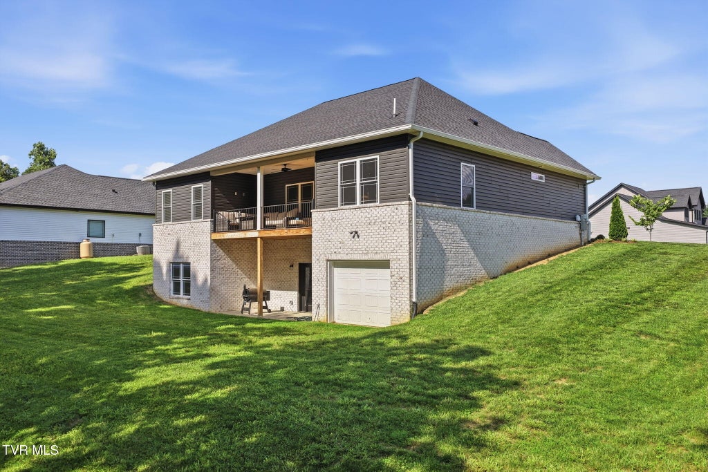 Photo of 321 Azure Landing, Jonesborough, TN 37659 (MLS # 9998810)