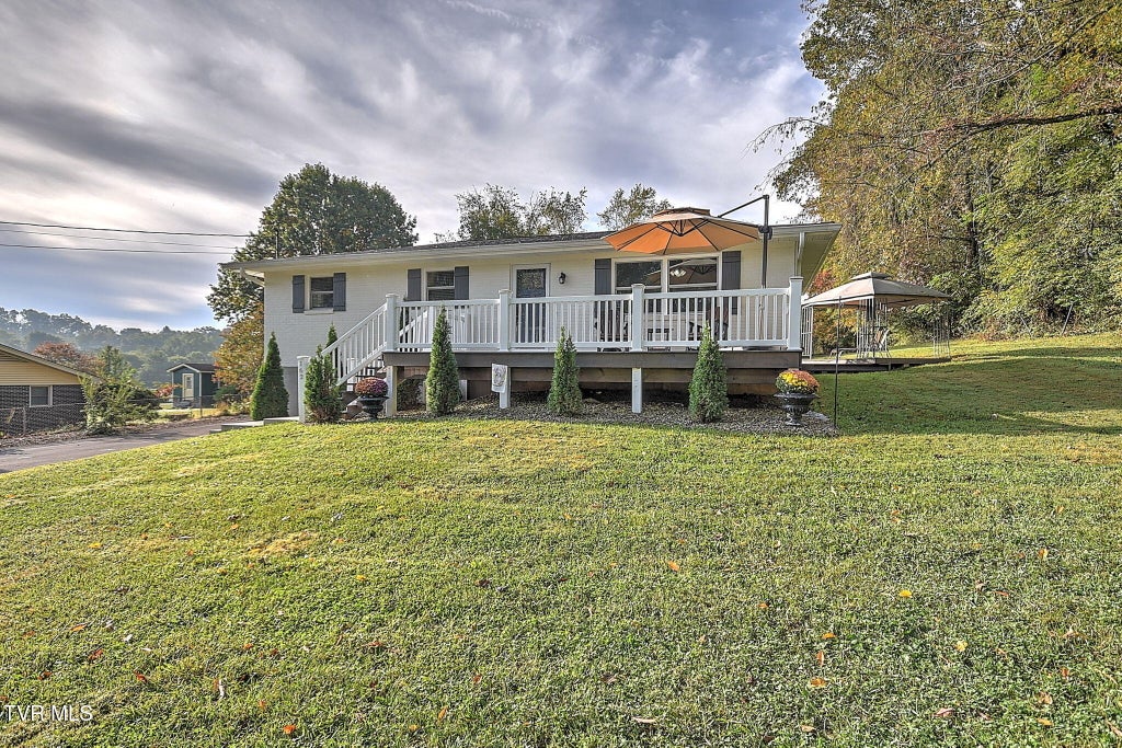 Photo of 162 Cherry Hill Lane, Bristol, VA 24201 (MLS # 10001807)