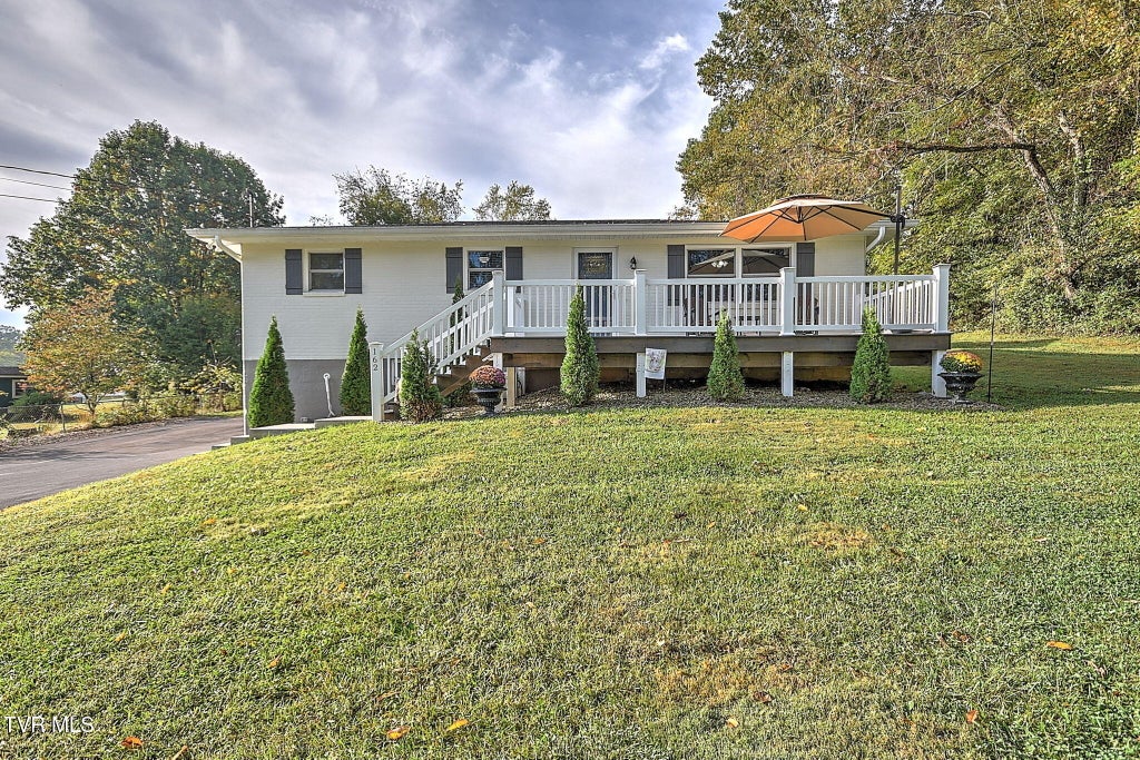 Photo of 162 Cherry Hill Lane, Bristol, VA 24201 (MLS # 10001807)