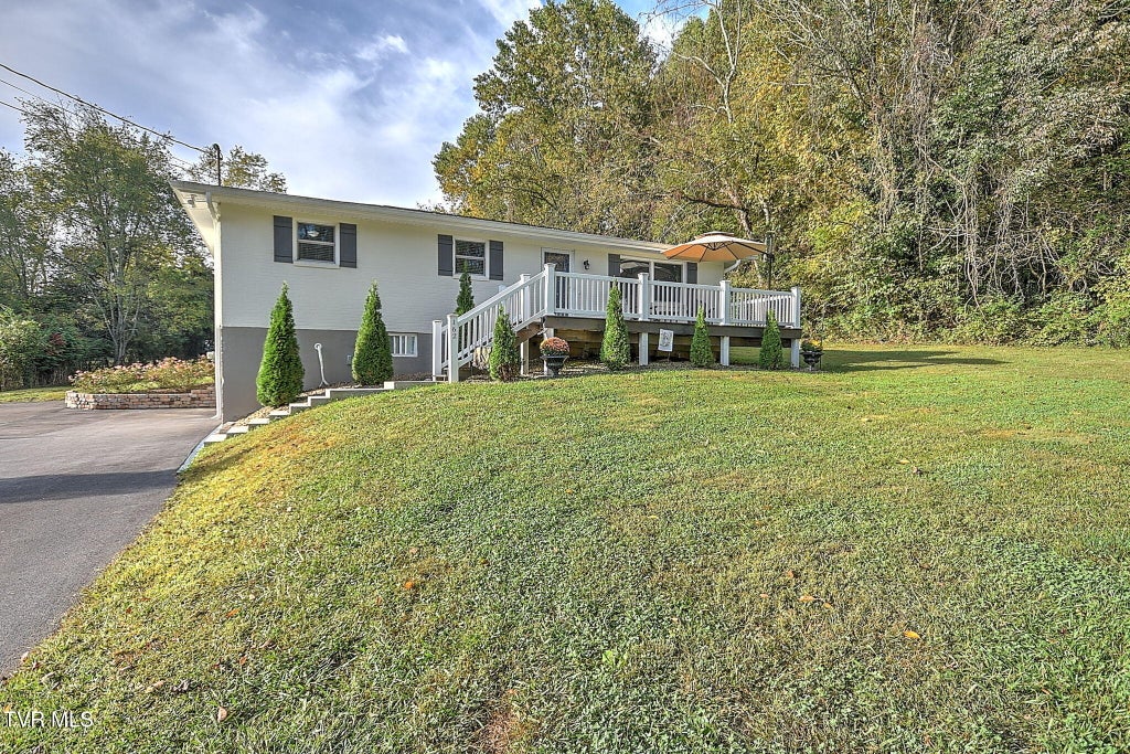 Photo of 162 Cherry Hill Lane, Bristol, VA 24201 (MLS # 10001807)
