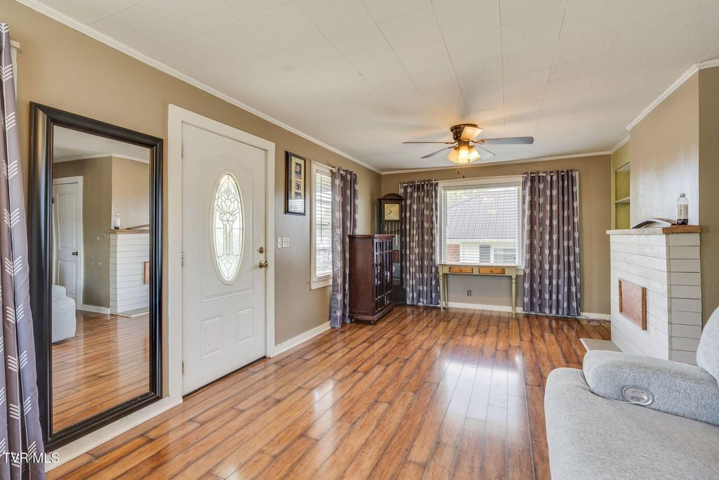 Photo of 1030 Federal Street, Kingsport, TN 37664 (MLS # 9986752)