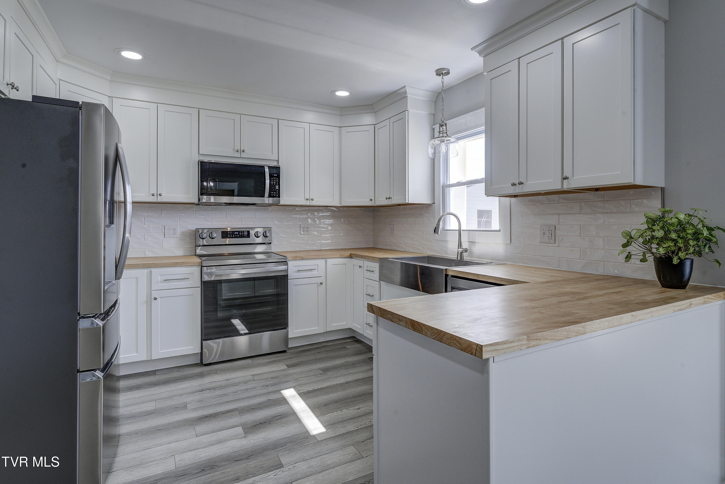 3570 Stanley Valley Road, Surgoinsville, Tennessee image 16