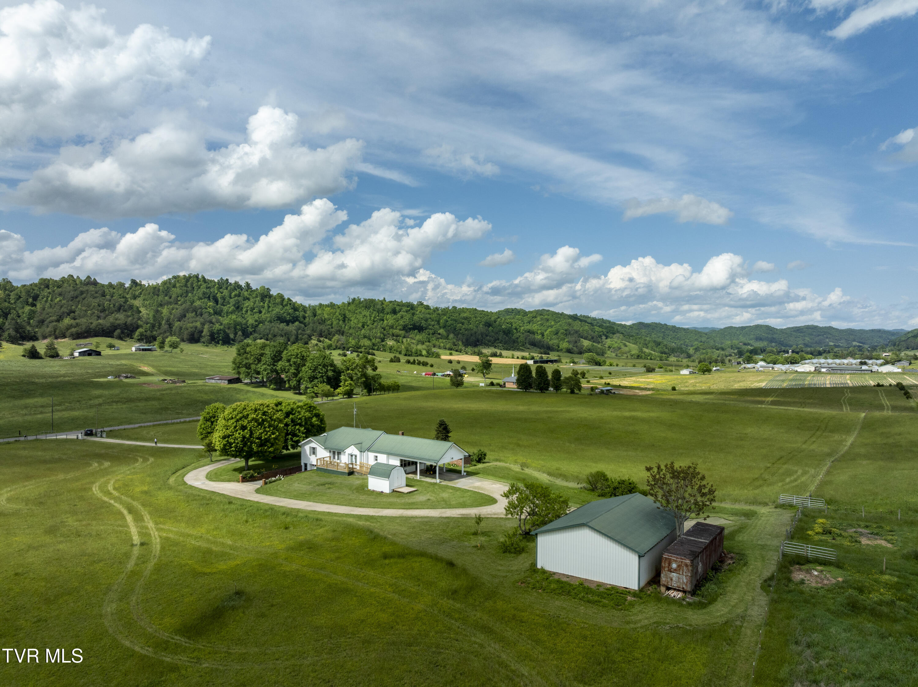 3570 Stanley Valley Road, Surgoinsville, Tennessee image 4