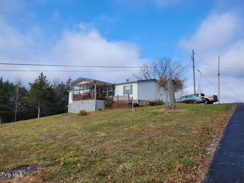 Photo of 490 Courthouse Drive, Castlewood, VA 24224 (MLS # 9988867)
