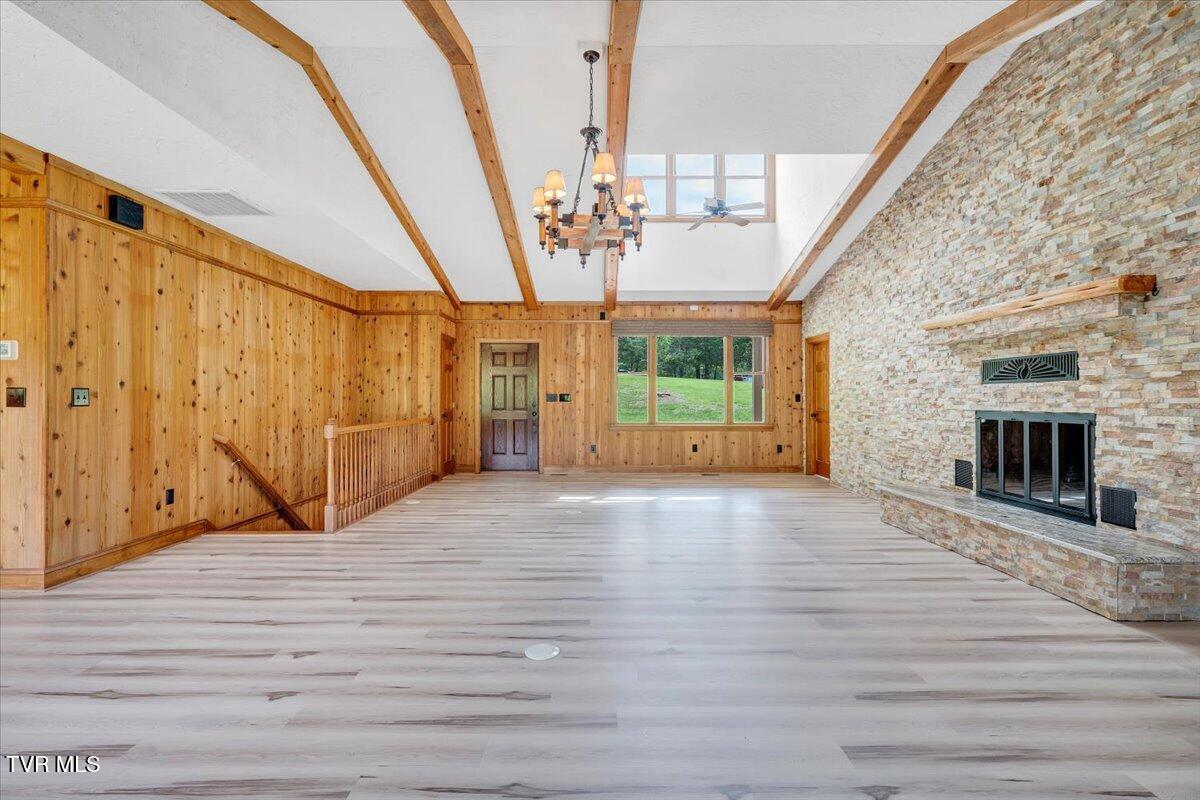 1303 Thaxton Mountain Rd Road, Thaxton, Virginia image 16