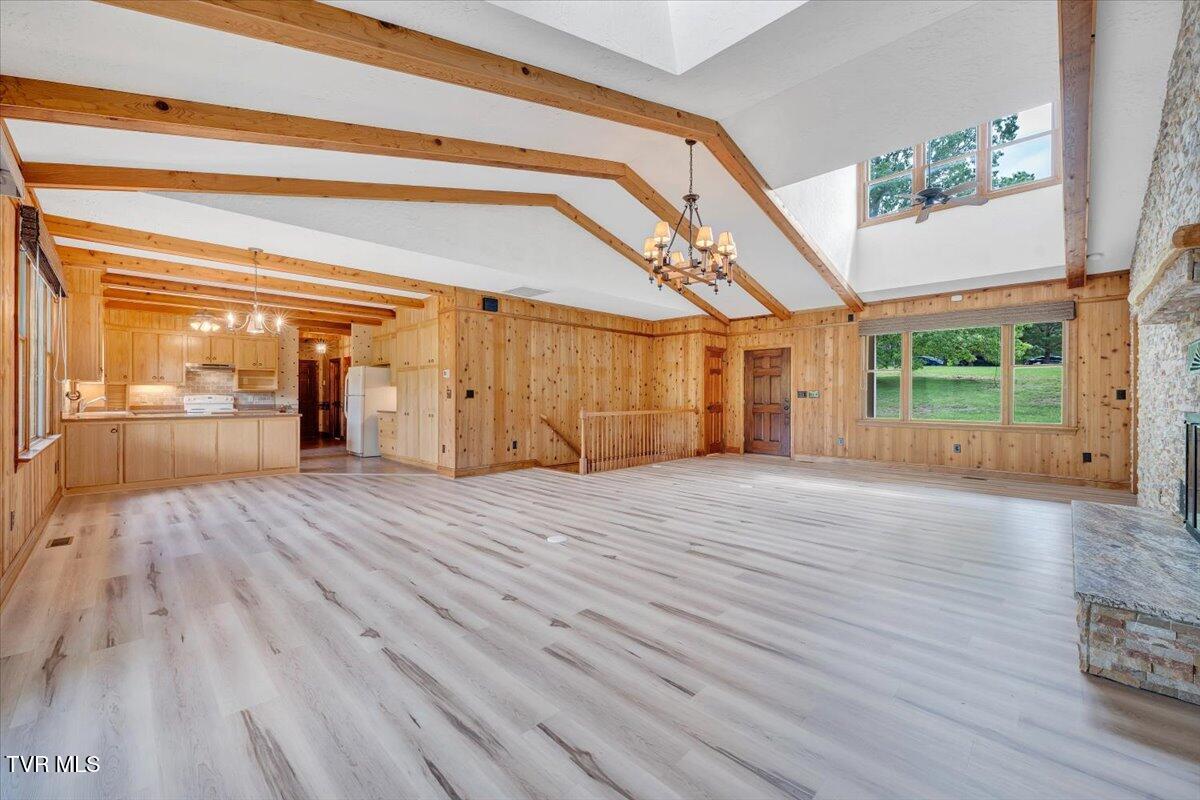 1303 Thaxton Mountain Rd Road, Thaxton, Virginia image 5