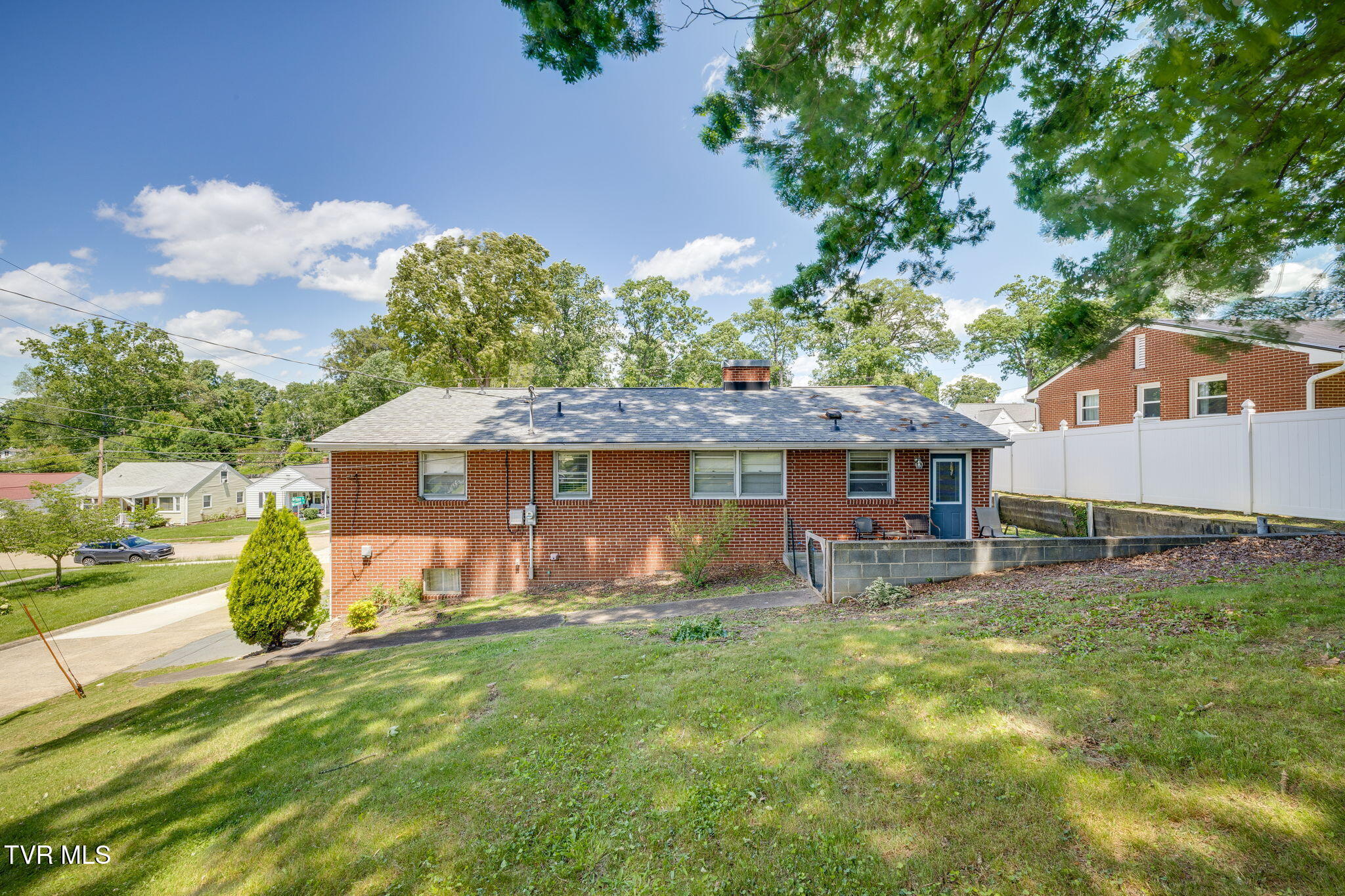 2228 Bruce Street, Kingsport, Tennessee image 24