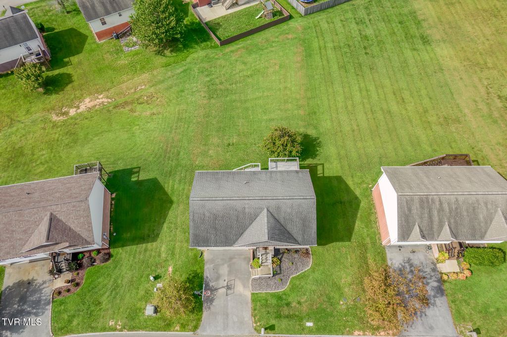 Photo of 97 Mountain Creek Court, Jonesborough, TN 37659 (MLS # 9985954)