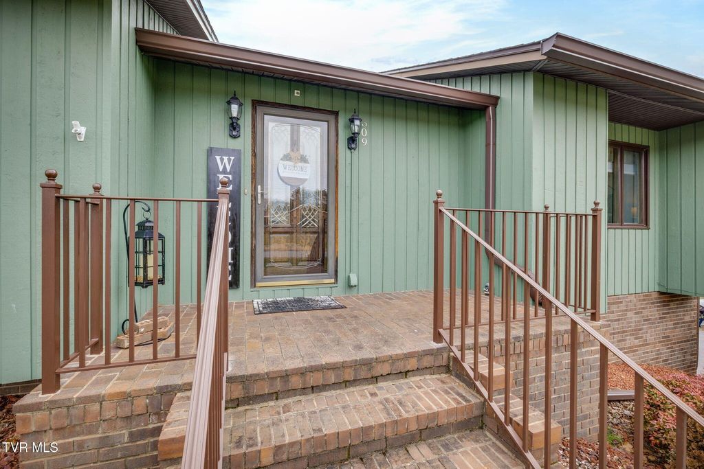 Photo of 309 Armstrong Drive, Church Hill, TN 37642 (MLS # 9991554)