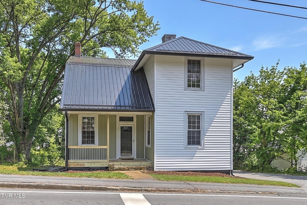 Photo of 308 Main Street, Saltville, VA 24370 (MLS # 9999302)