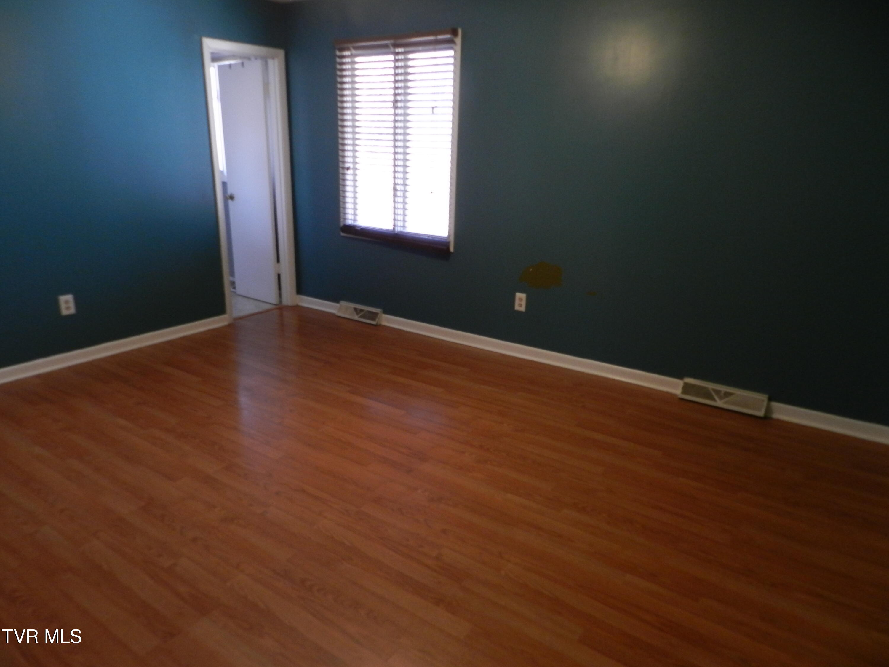 730 Dover Avenue, Mount Carmel, Tennessee image 20