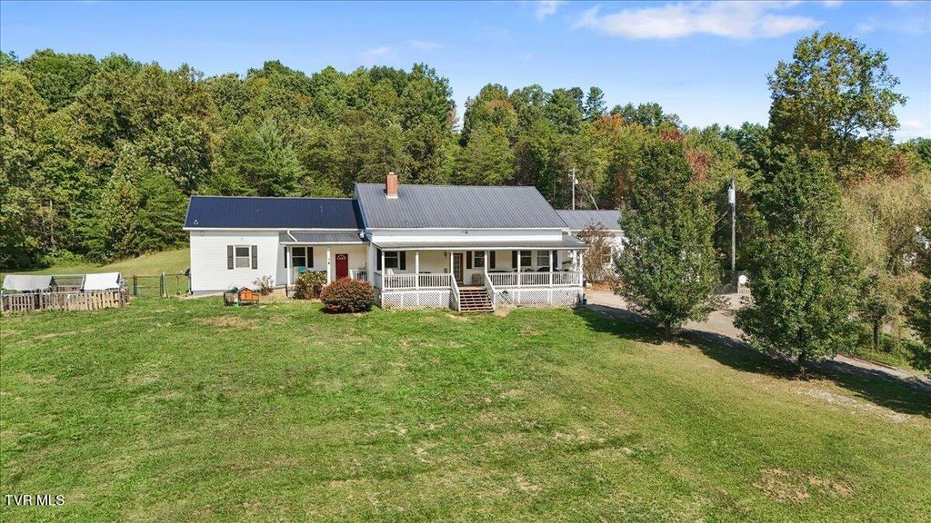 Photo of 2447 Denton Valley Road, Bristol, TN 37620 (MLS # 9986124)