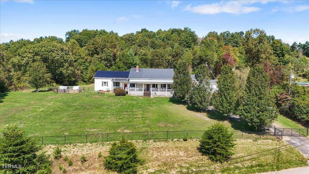 Photo of 2447 Denton Valley Road, Bristol, TN 37620 (MLS # 9986124)
