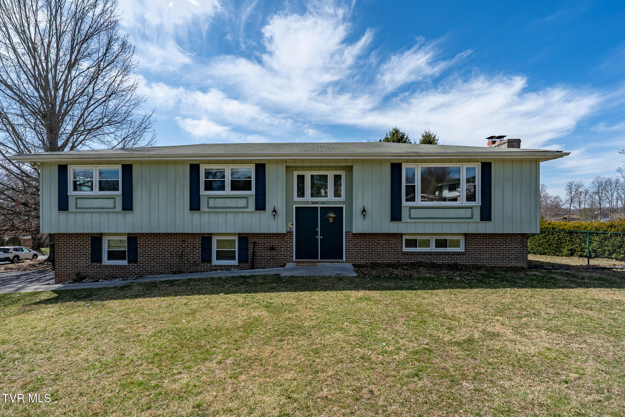84 Stone Drive, Bristol, Tennessee image 1