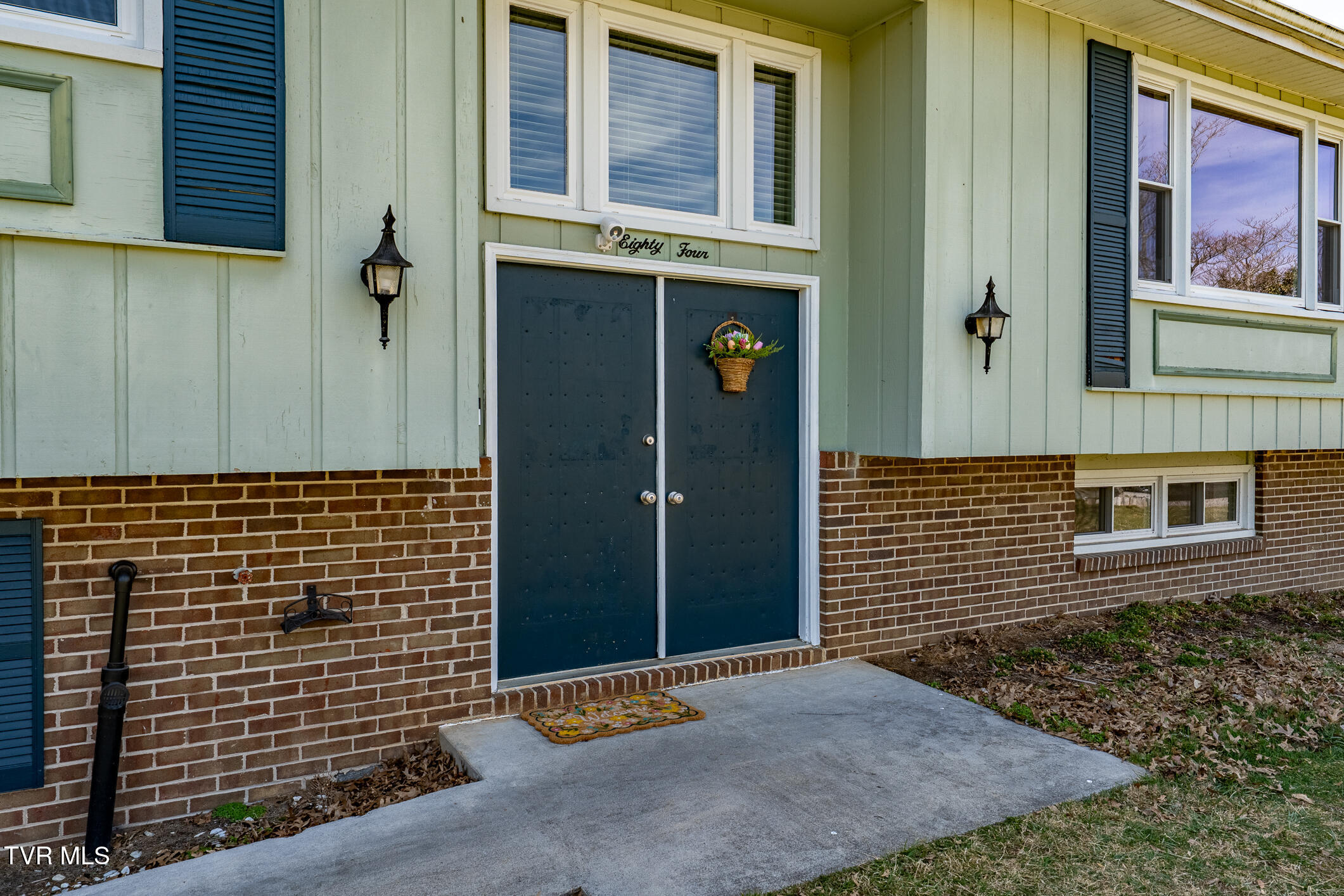 84 Stone Drive, Bristol, Tennessee image 2