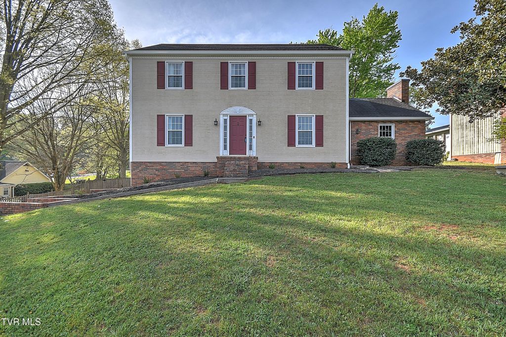 Photo of 1420 Ruthbrooke Drive, Mount Carmel, TN 37645 (MLS # 9993941)