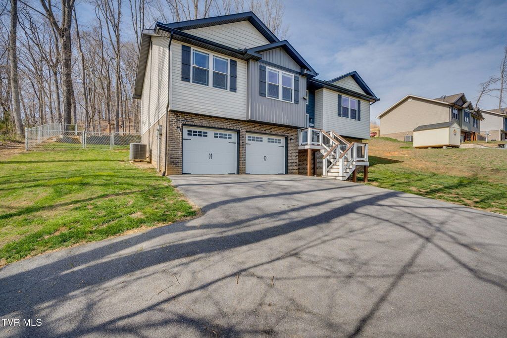 Photo of 861 Cedar Branch Road, Kingsport, TN 37664 (MLS # 9992883)