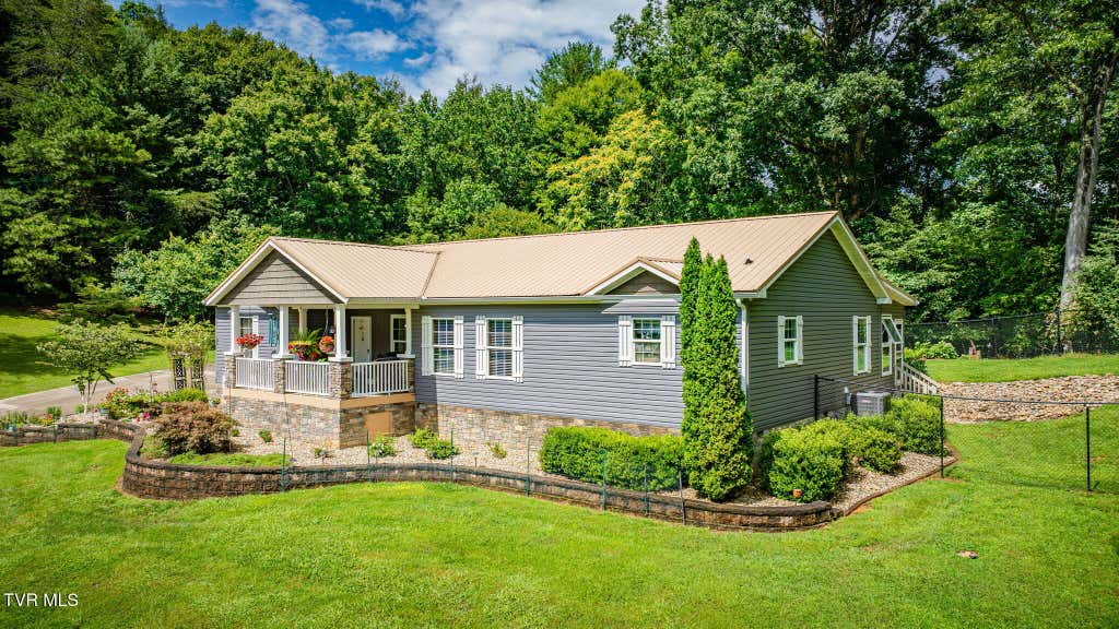 Photo of 488 Mcinturff Springs RD, Erwin, TN 37650 (MLS # 9999325)