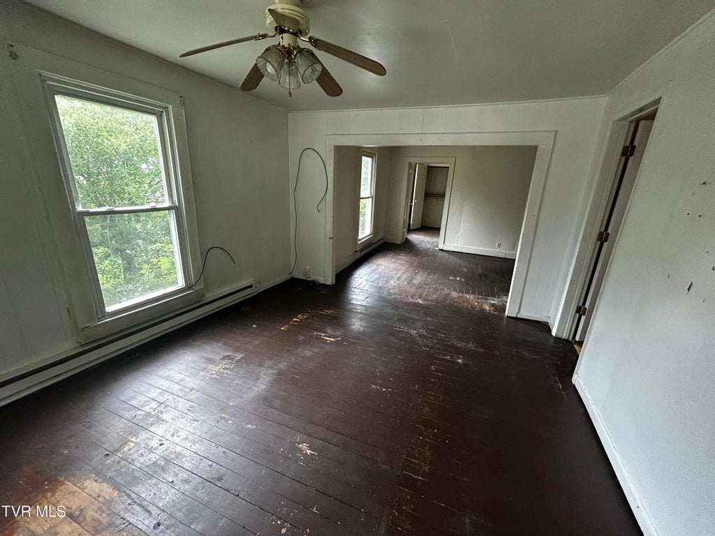 Photo of 629 Meadow Street, Coeburn, VA 24230 (MLS # 9998859)
