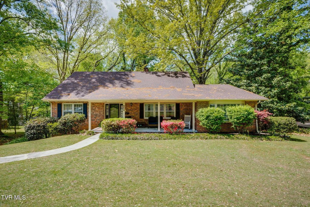 Photo of 1525 Robin Hood Lane, Johnson City, TN 37604 (MLS # 9994332)