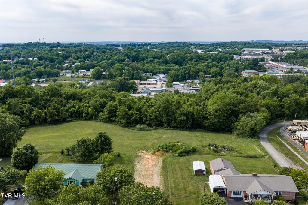 Photo of Tbd Barton Ridge Road, Greeneville, TN 37745 (MLS # 9995569)