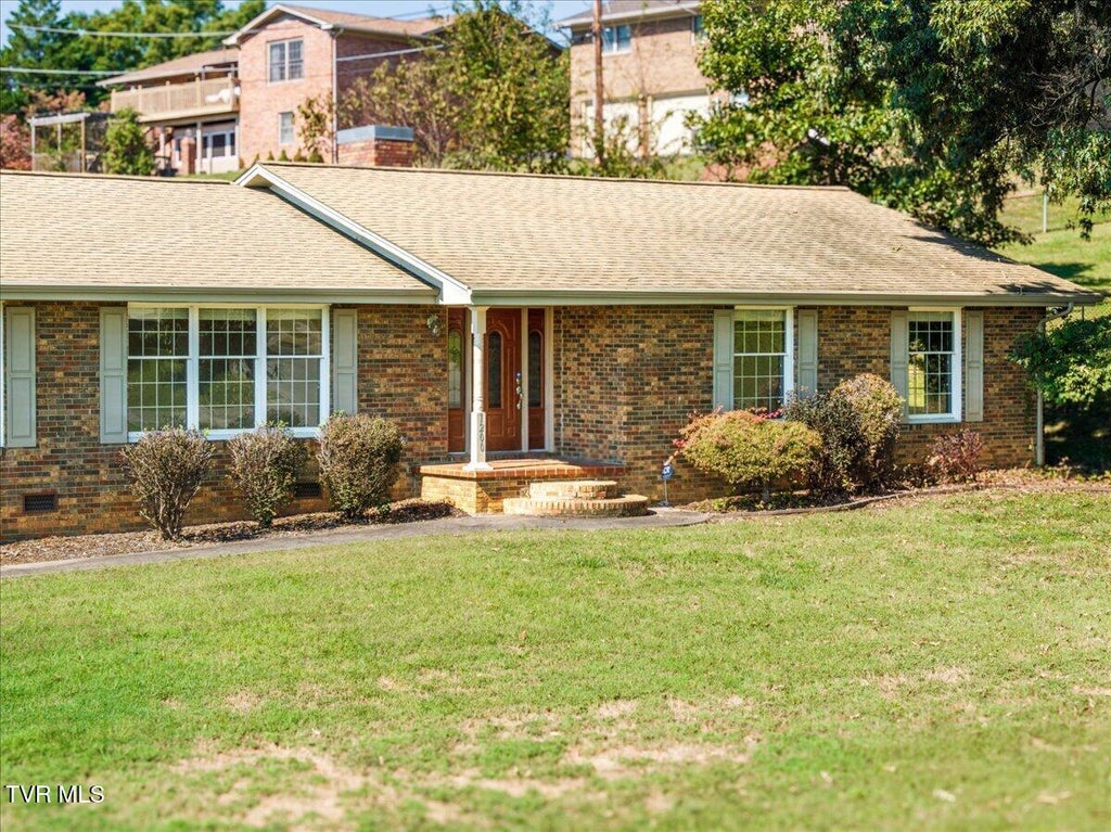 Photo of 1200 Sharondale Avenue, Kingsport, TN 37660 (MLS # 10002188)