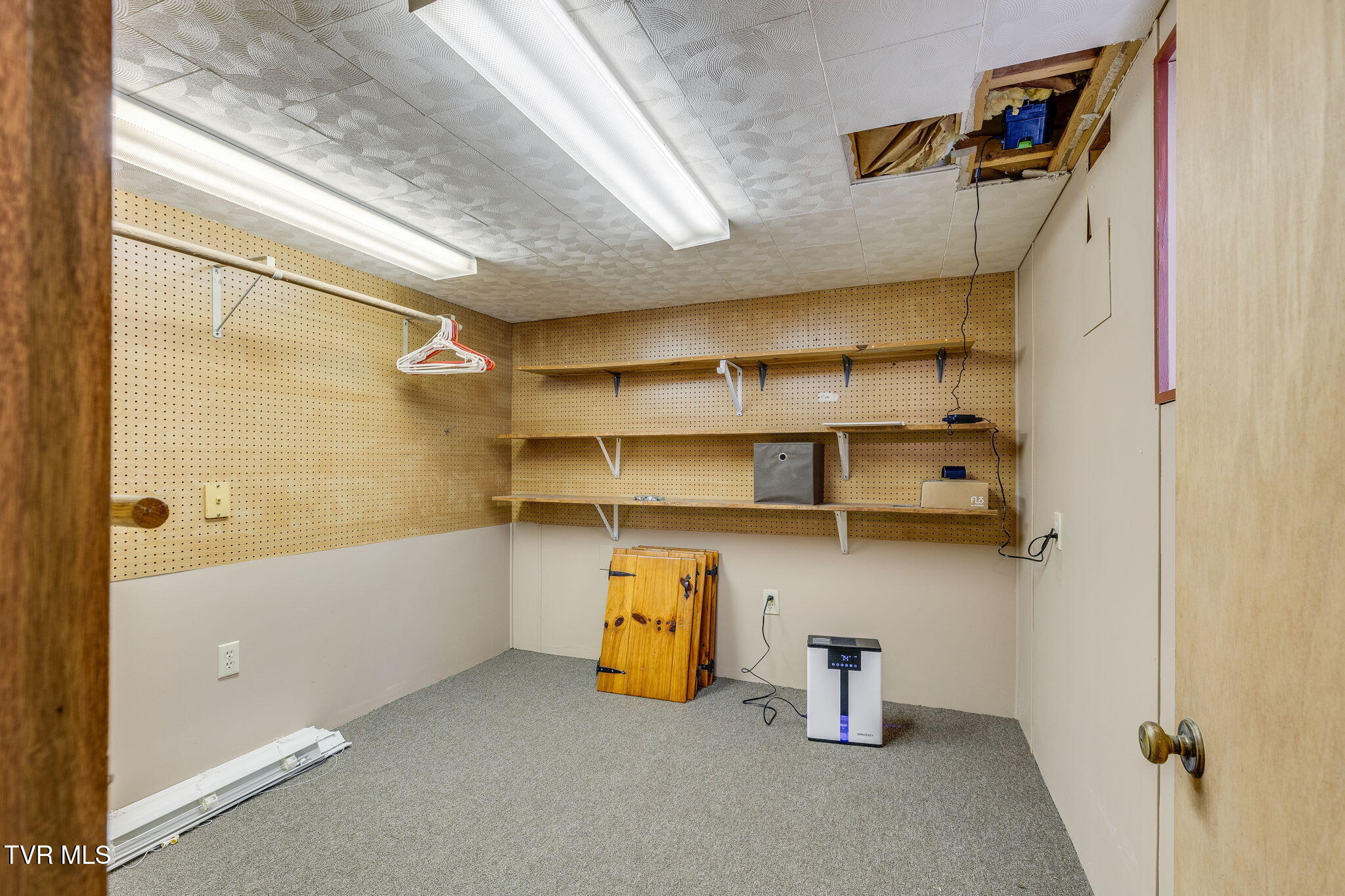 112 Crossway Road, Bristol, Virginia image 24
