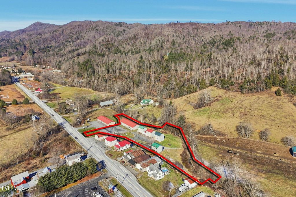 Photo of 8703 Off Highway 19e, Roan Mountain, TN 37687 (MLS # 9989263)