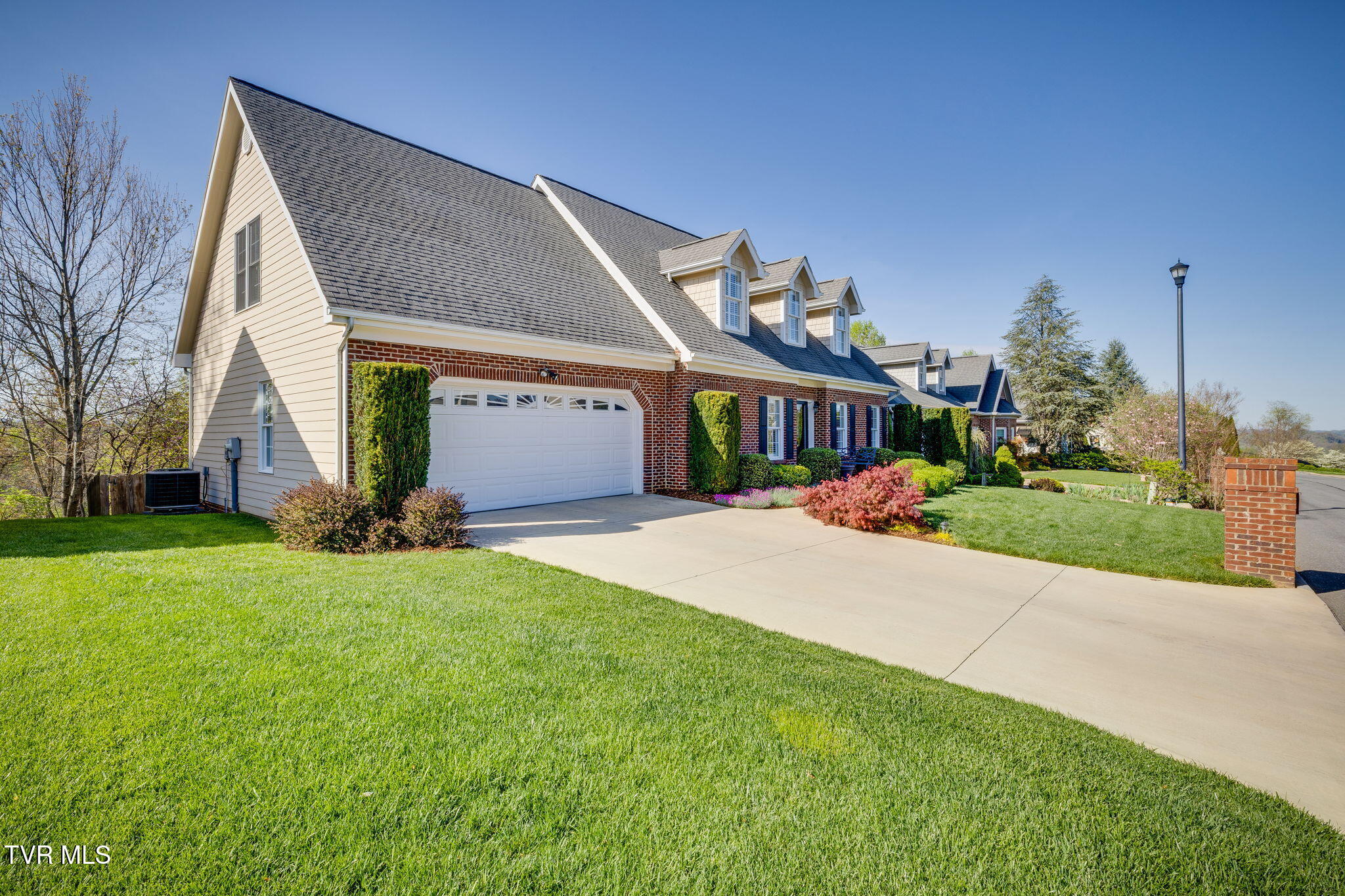 255 Alpine Trail, Kingsport, Tennessee image 2