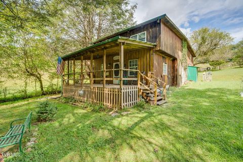 Photo of 205 Helton Hollow Road, Eidson, TN 37731 (MLS # 9995583)