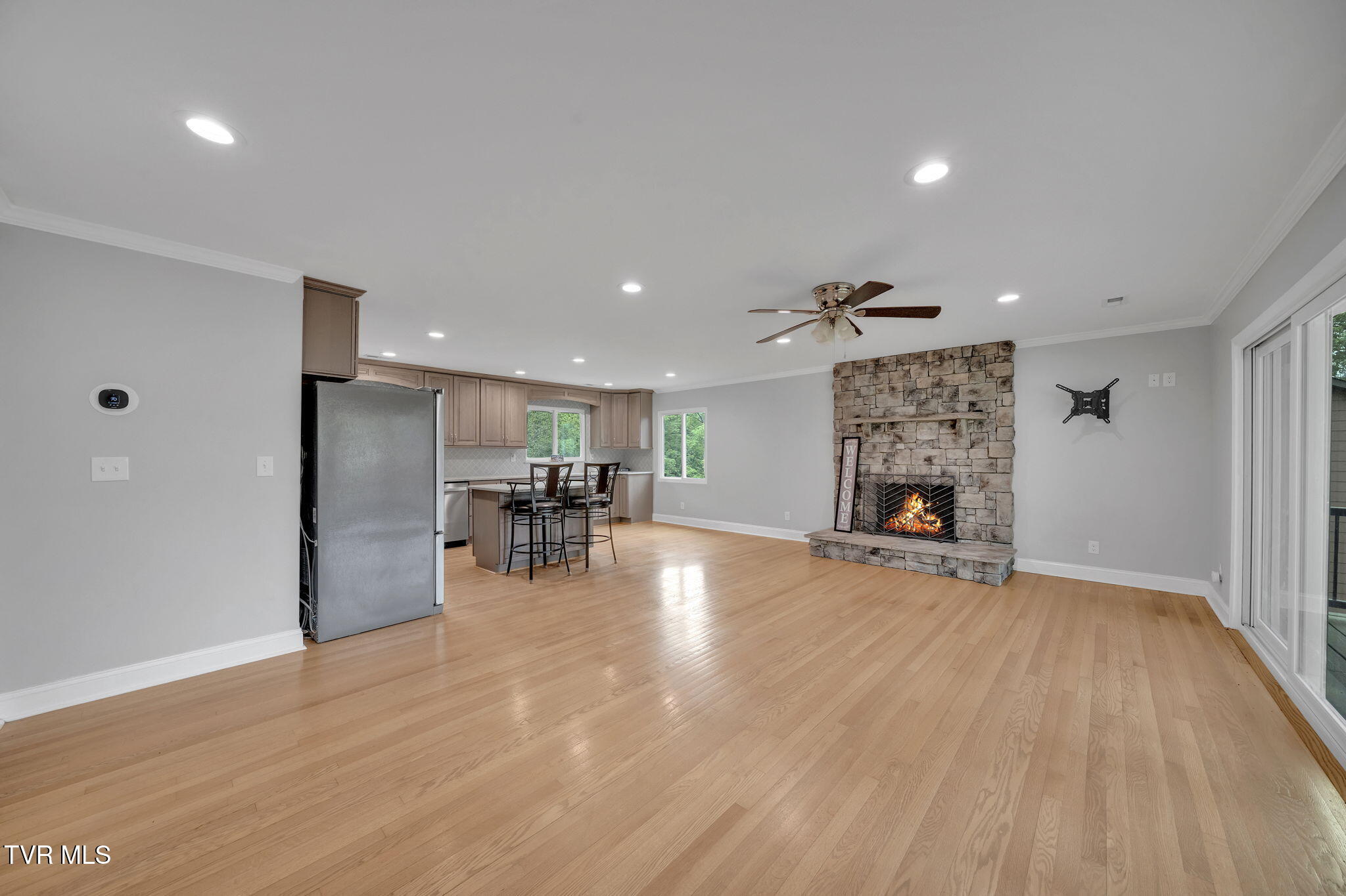 3749 Hemlock Park Circle, Kingsport, Tennessee image 3