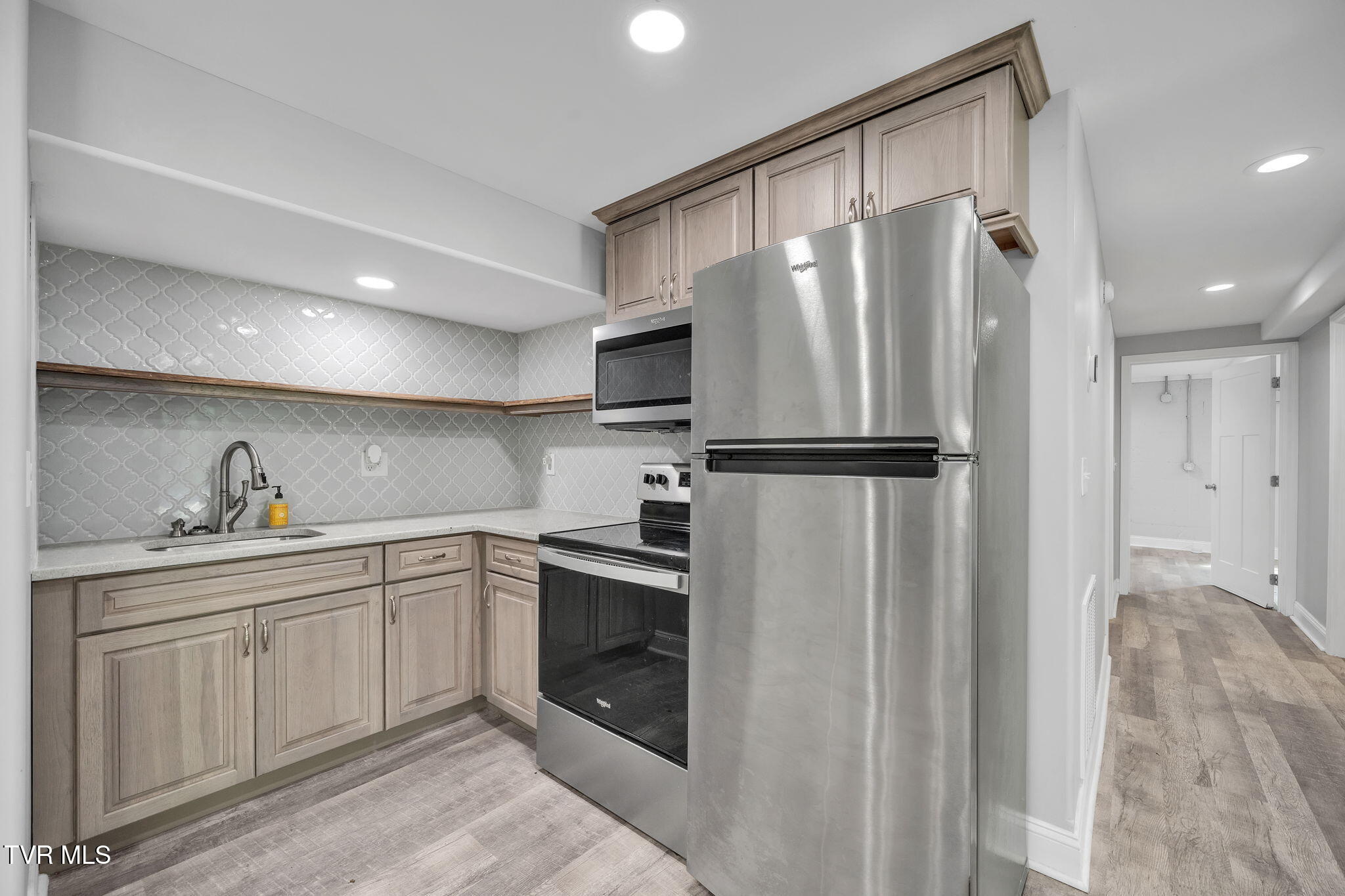 3749 Hemlock Park Circle, Kingsport, Tennessee image 28