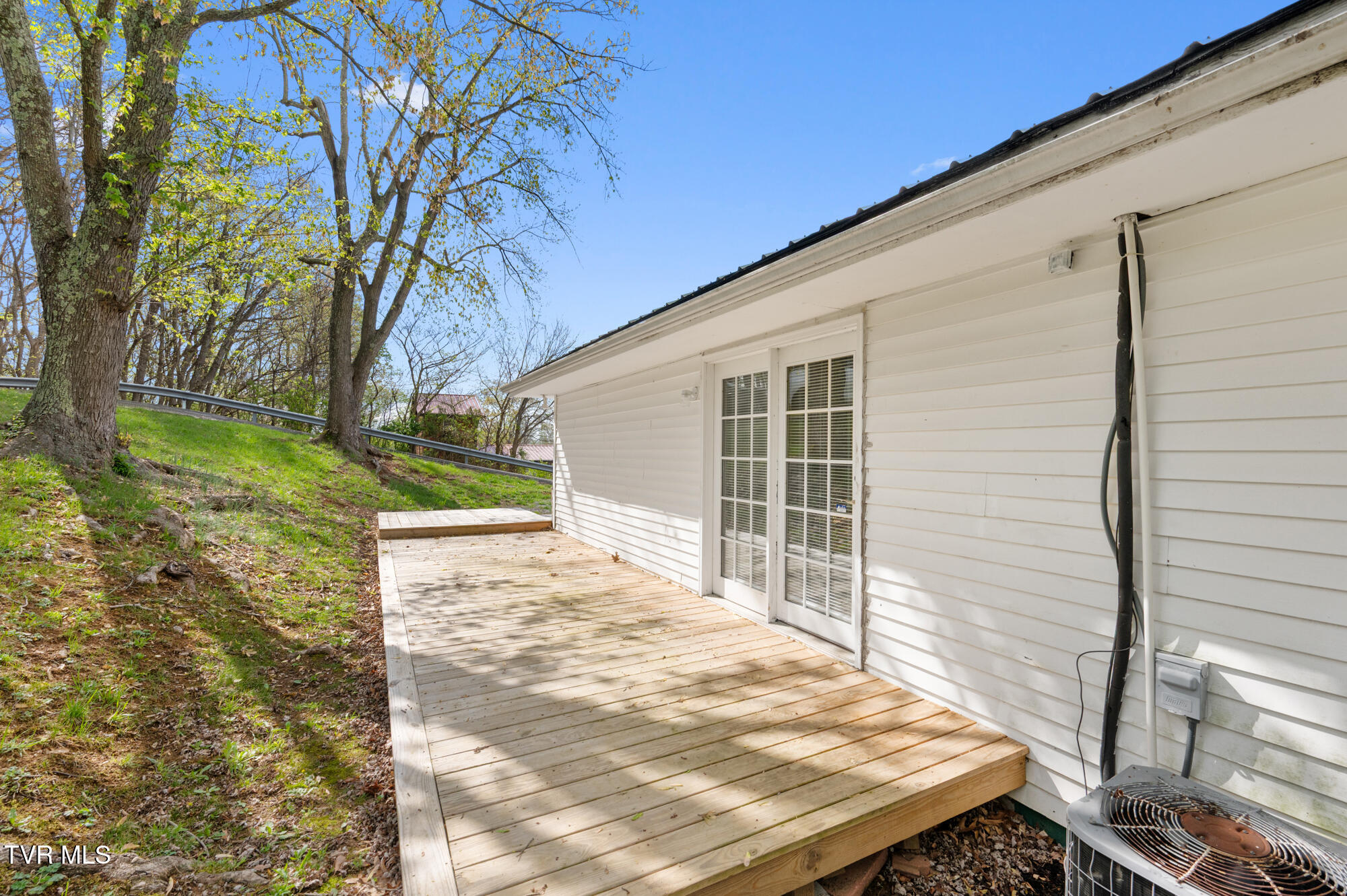 300 Gale Avenue, Kingsport, Tennessee image 3