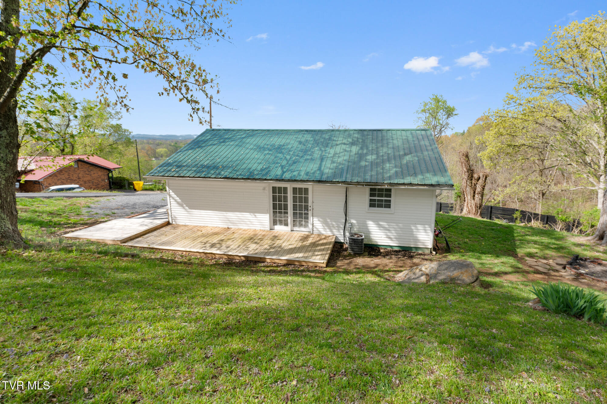 300 Gale Avenue, Kingsport, Tennessee image 4