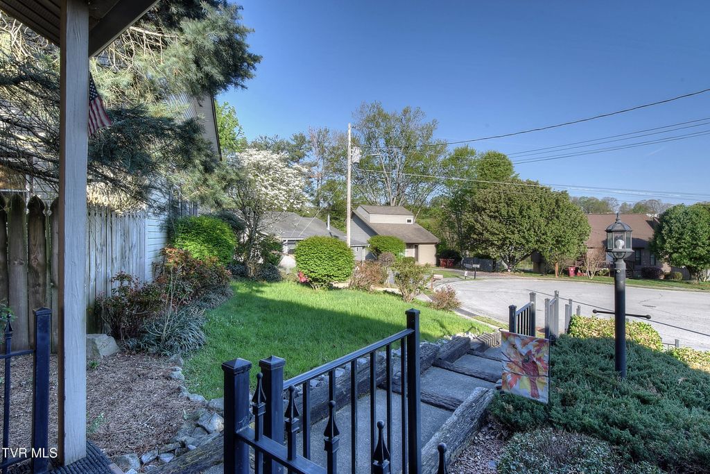 Photo of 10 Crouch Court, Johnson City, TN 37615 (MLS # 9993967)