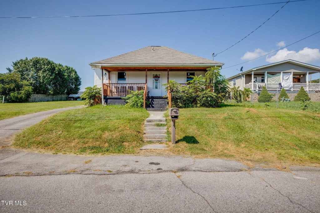 Photo of 340 Page Street, Bristol, VA 24201 (MLS # 10000813)