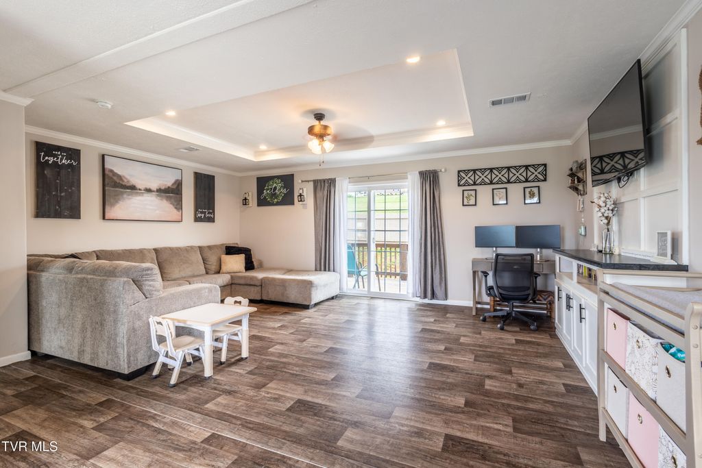 Photo of 616 Towers Drive, Dandridge, TN 37725 (MLS # 9986748)