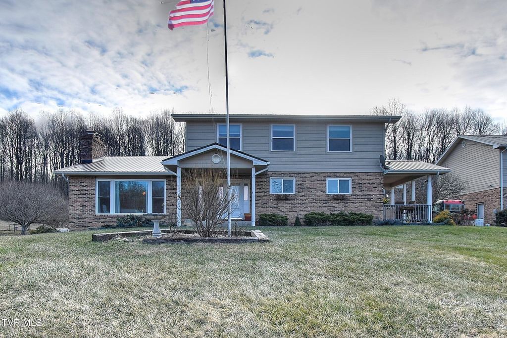 Photo of 143 Fordtown Road, Fall Branch, TN 37656 (MLS # 9994834)