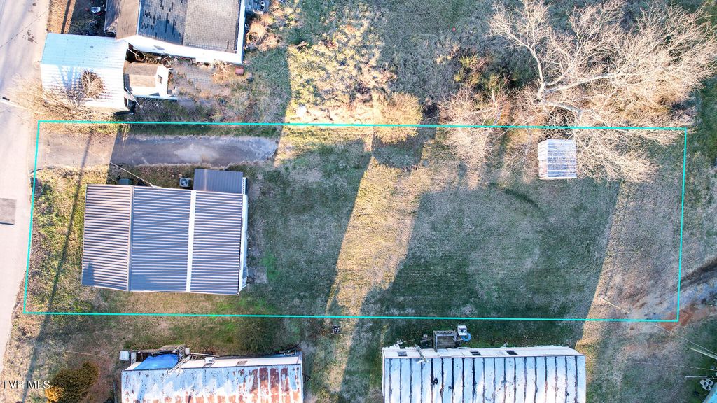 Photo of 109 Chapel Street, Greeneville, TN 37743 (MLS # 9991400)