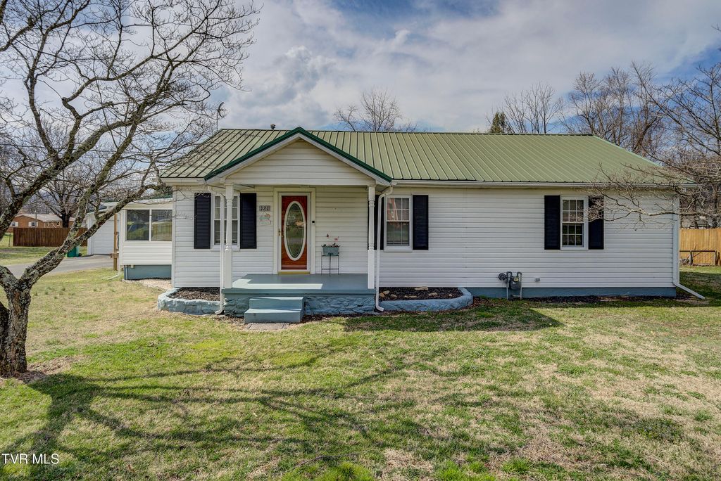 Photo of 121 Smith Avenue, Erwin, TN 37650 (MLS # 9992107)