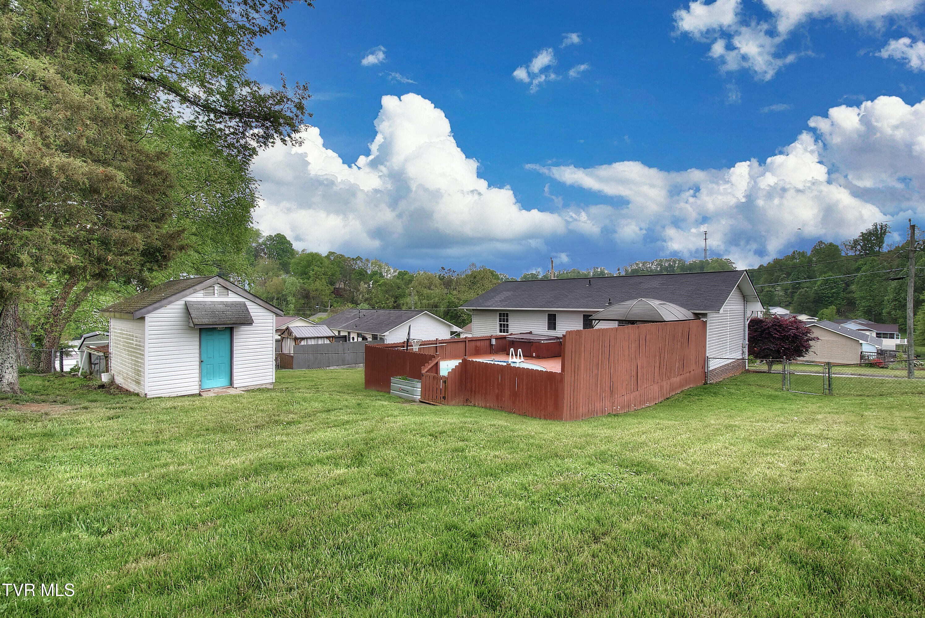 200 Mountain View Drive, Mount Carmel, Tennessee image 38