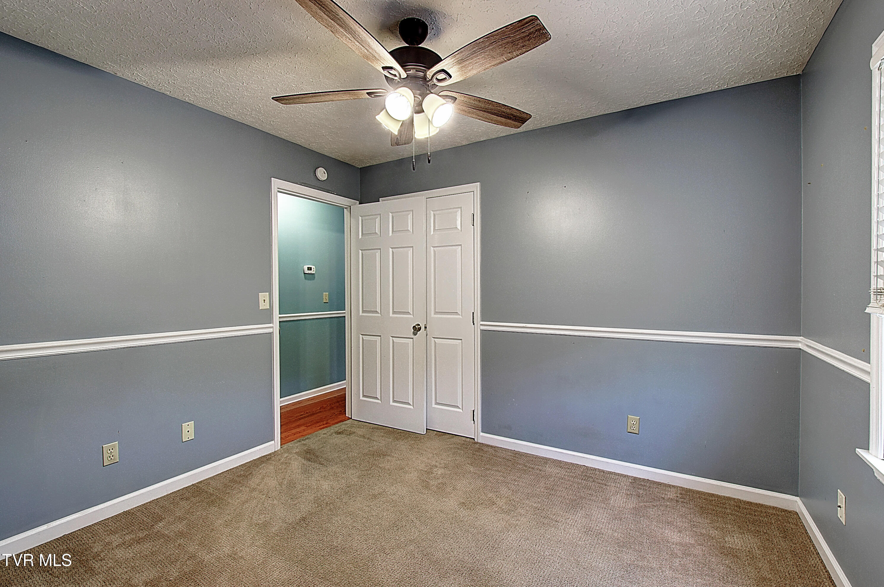 200 Mountain View Drive, Mount Carmel, Tennessee image 24