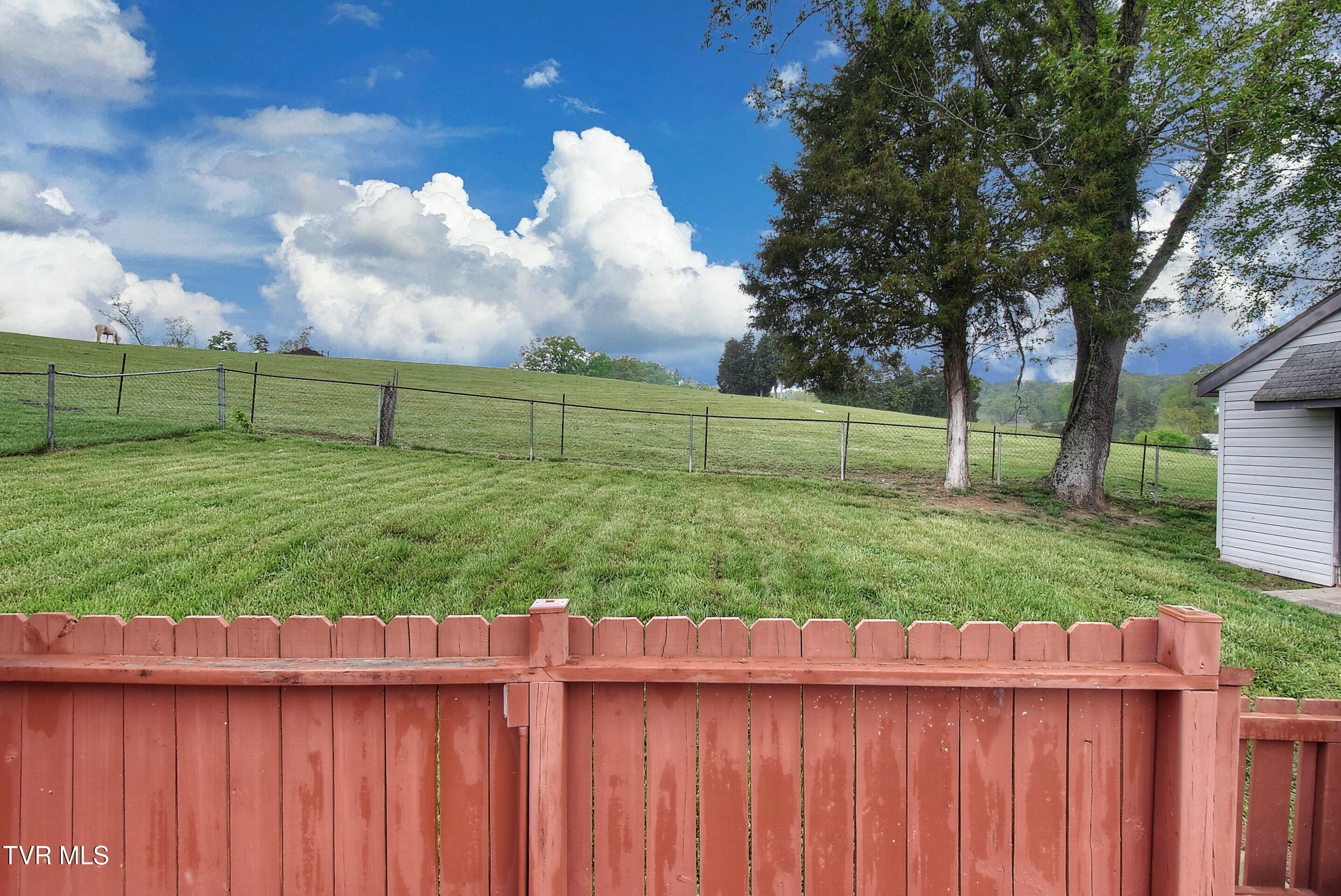 200 Mountain View Drive, Mount Carmel, Tennessee image 42